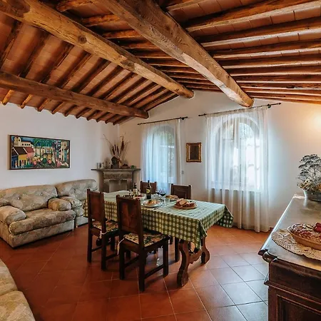 Borgo A Sesta 3*