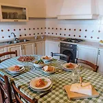 Rezort Borgo A Sesta San Gusme