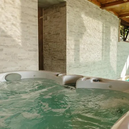 Borgo A Sesta 3* San Gusme