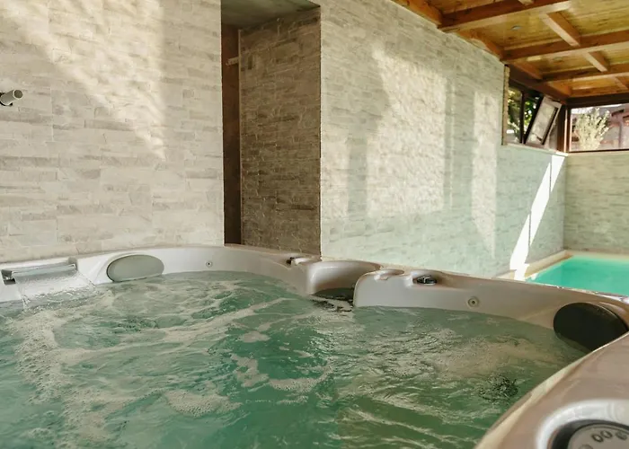 Borgo A Sesta 3* San Gusme