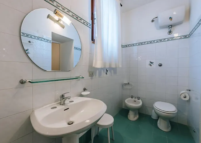 Borgo A Sesta منتجع