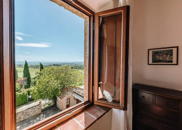 Borgo A Sesta 3* San Gusme