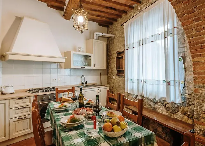 Borgo A Sesta منتجع 3*